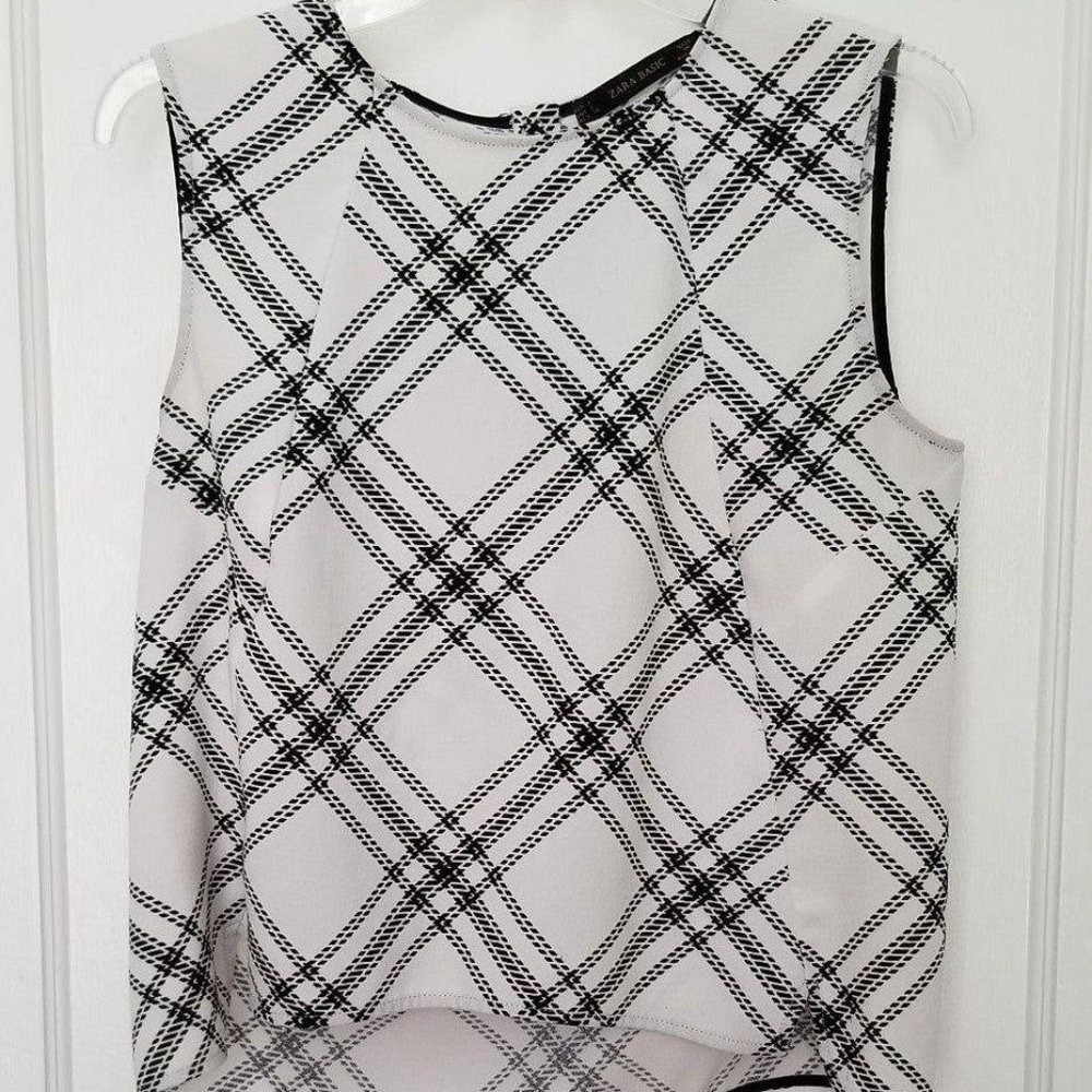 Zara Basic Whit & Black Shell, M/L